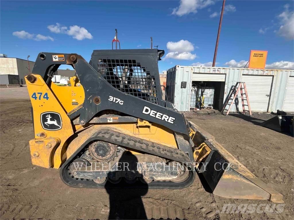John Deere 317G CTL Pásové nakladače