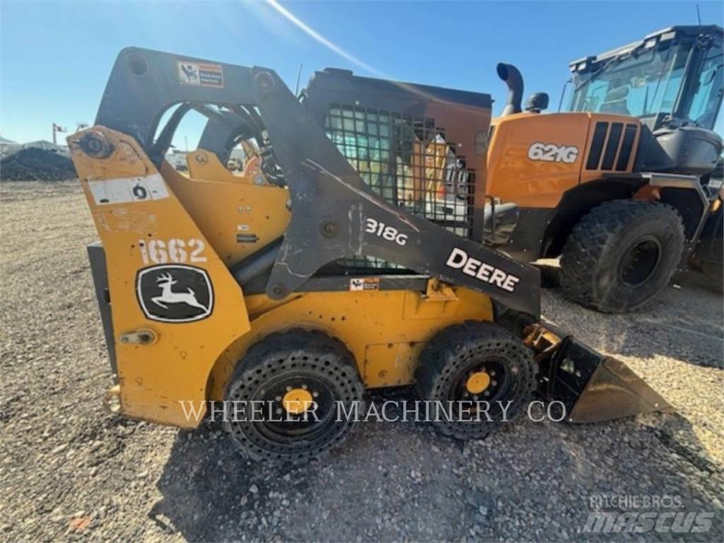 John Deere 318G SSL Šmykom riadené nakladače