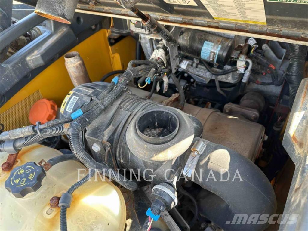 John Deere 324G Šmykom riadené nakladače