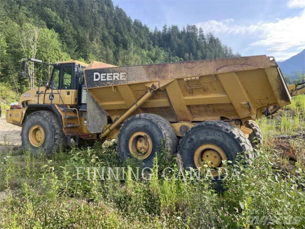 John Deere 400D Kĺbové nákladné autá