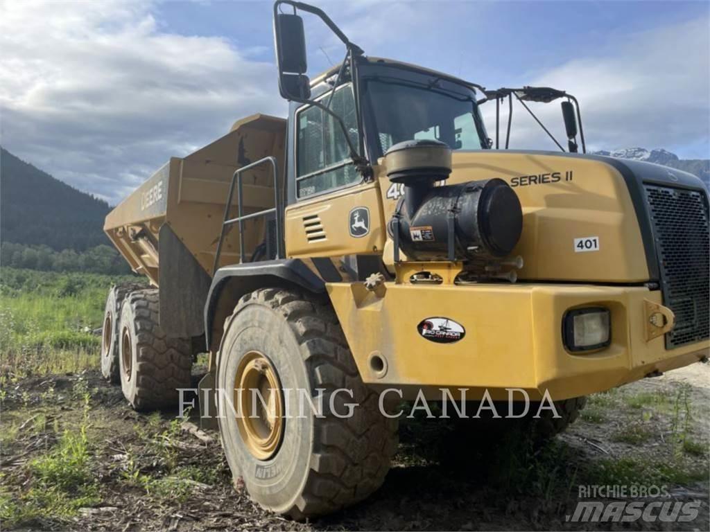 John Deere 400D Kĺbové nákladné autá