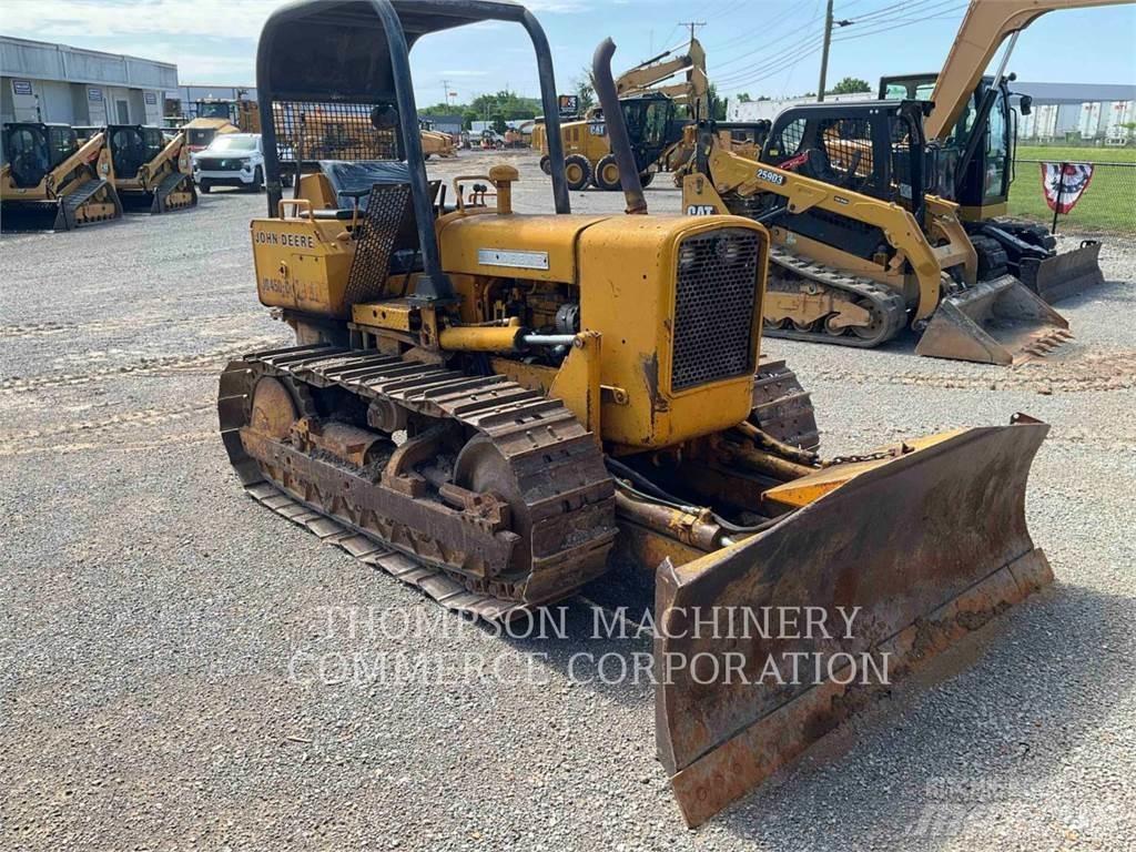 John Deere 450CC Pásové dozéry