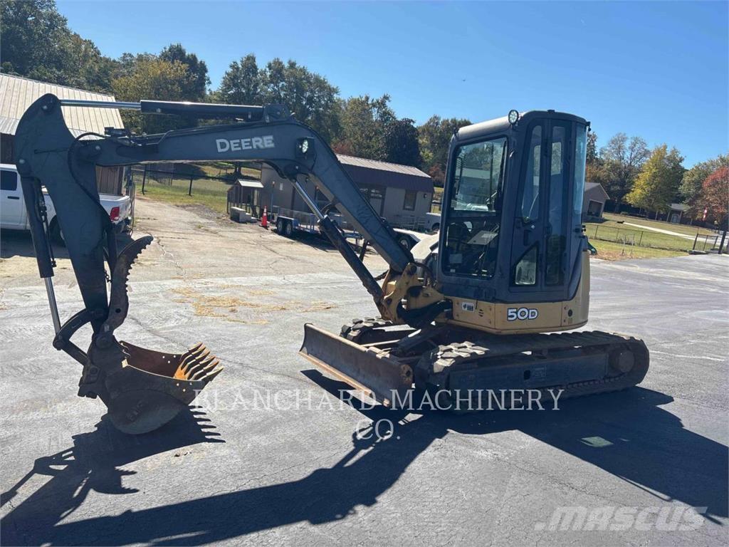 John Deere 50D Pásové rýpadlá