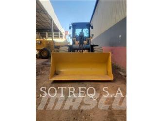 John Deere 524K Kolesové nakladače