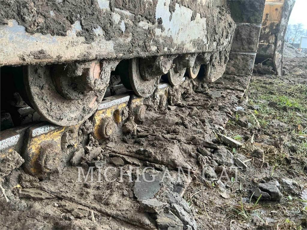 John Deere 550K LGP Pásové dozéry
