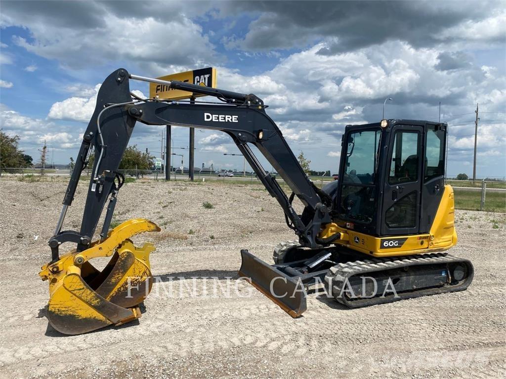 John Deere 60G Pásové rýpadlá