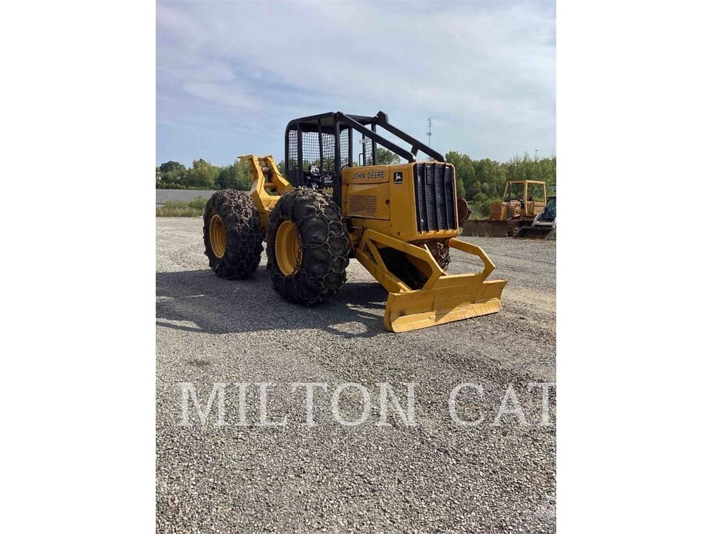 John Deere 640 Skiddery