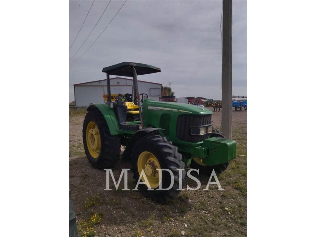 John Deere 6415 Traktory