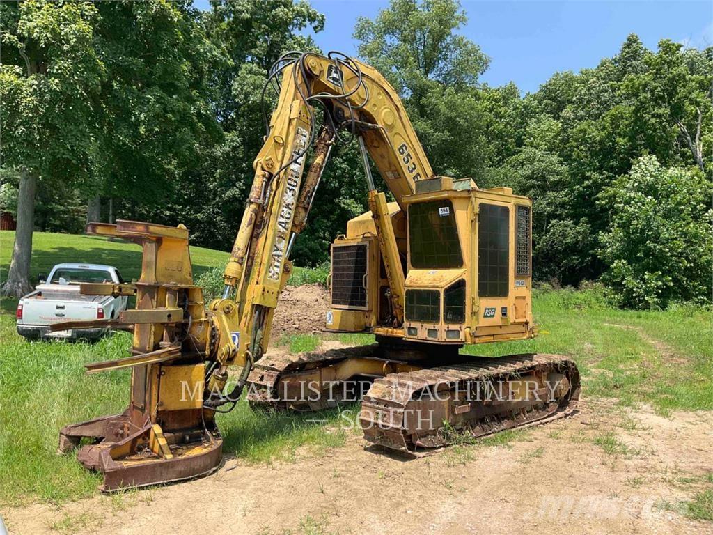 John Deere 653E Stínacie harvestory