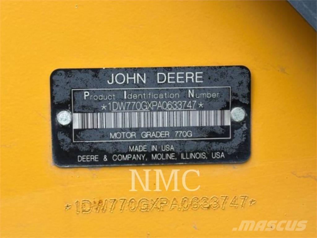 John Deere 770G Grejdery