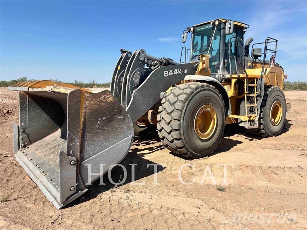John Deere 844K III Kolesové nakladače