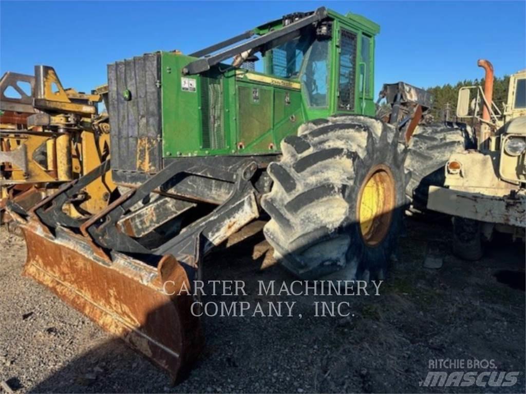 John Deere 848H Skiddery