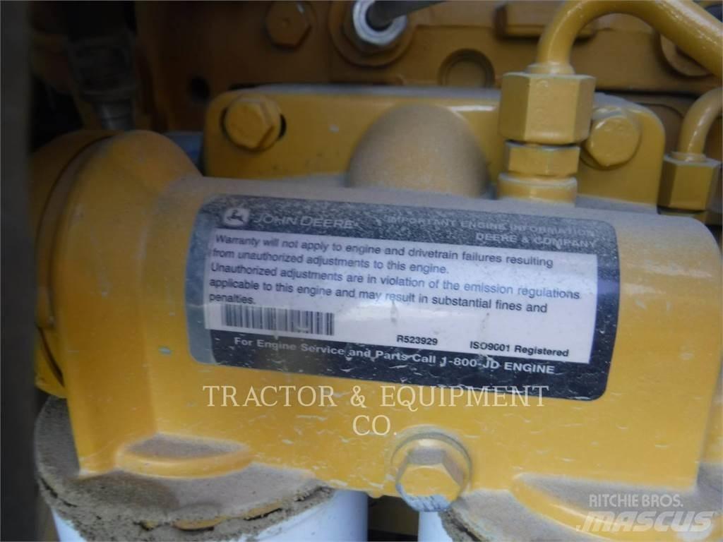 John Deere 872G Grejdery