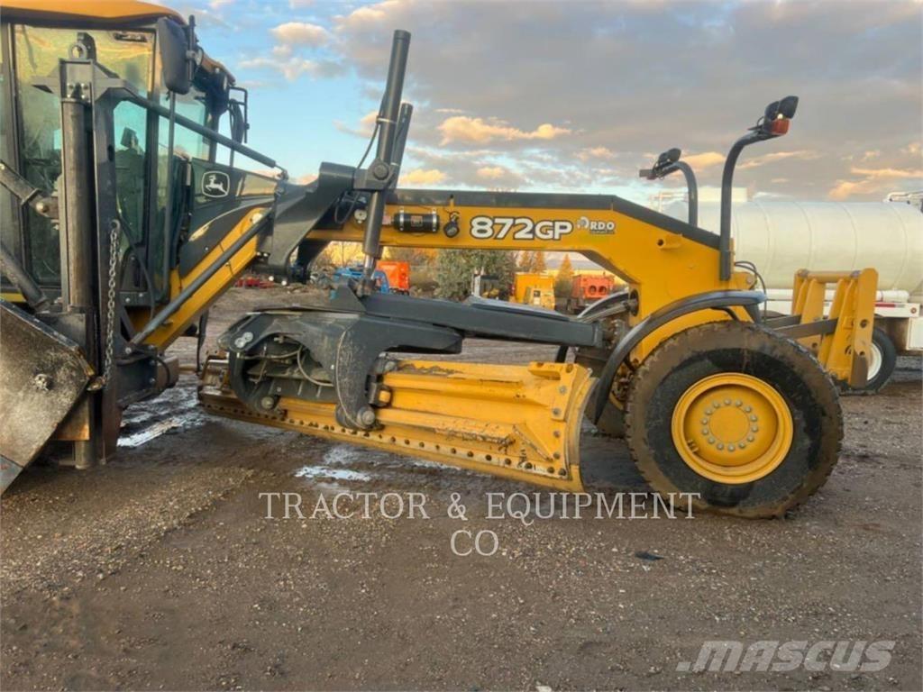 John Deere 872GP Grejdery