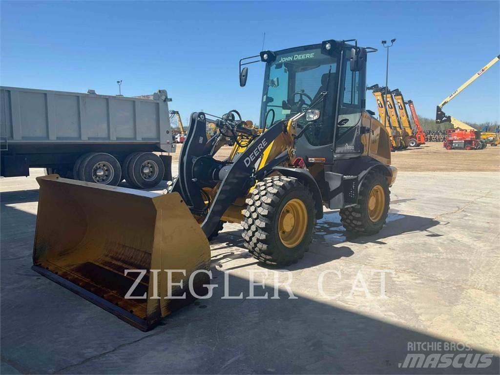 John Deere & CO. 244L Kolesové nakladače
