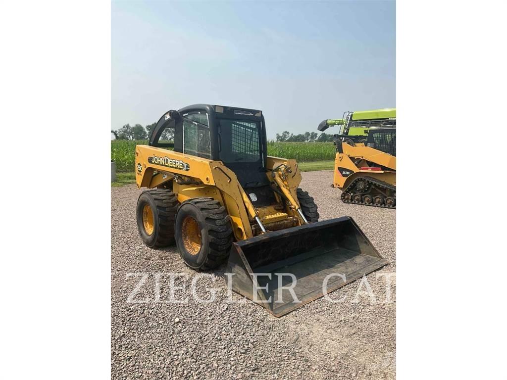 John Deere & CO. 260 Šmykom riadené nakladače