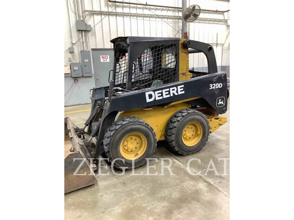 John Deere & CO. 320 D Šmykom riadené nakladače