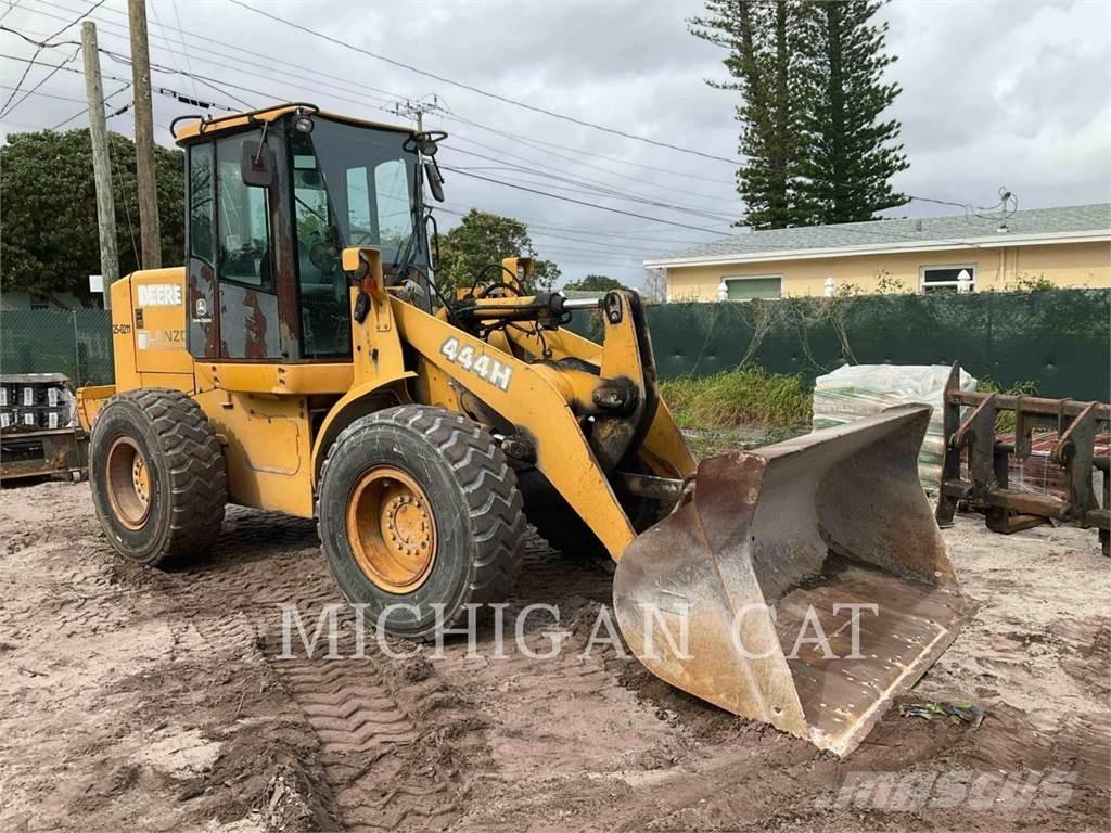 John Deere & CO. 444H Kolesové nakladače