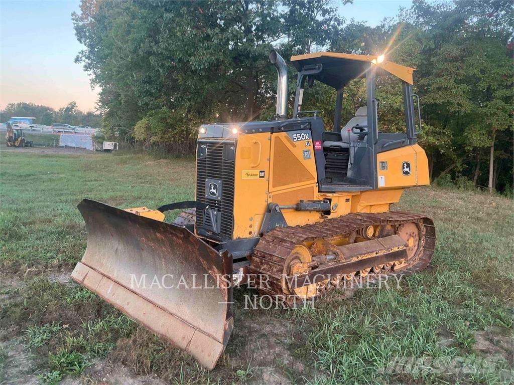 John Deere & CO. 550K XLT Pásové dozéry