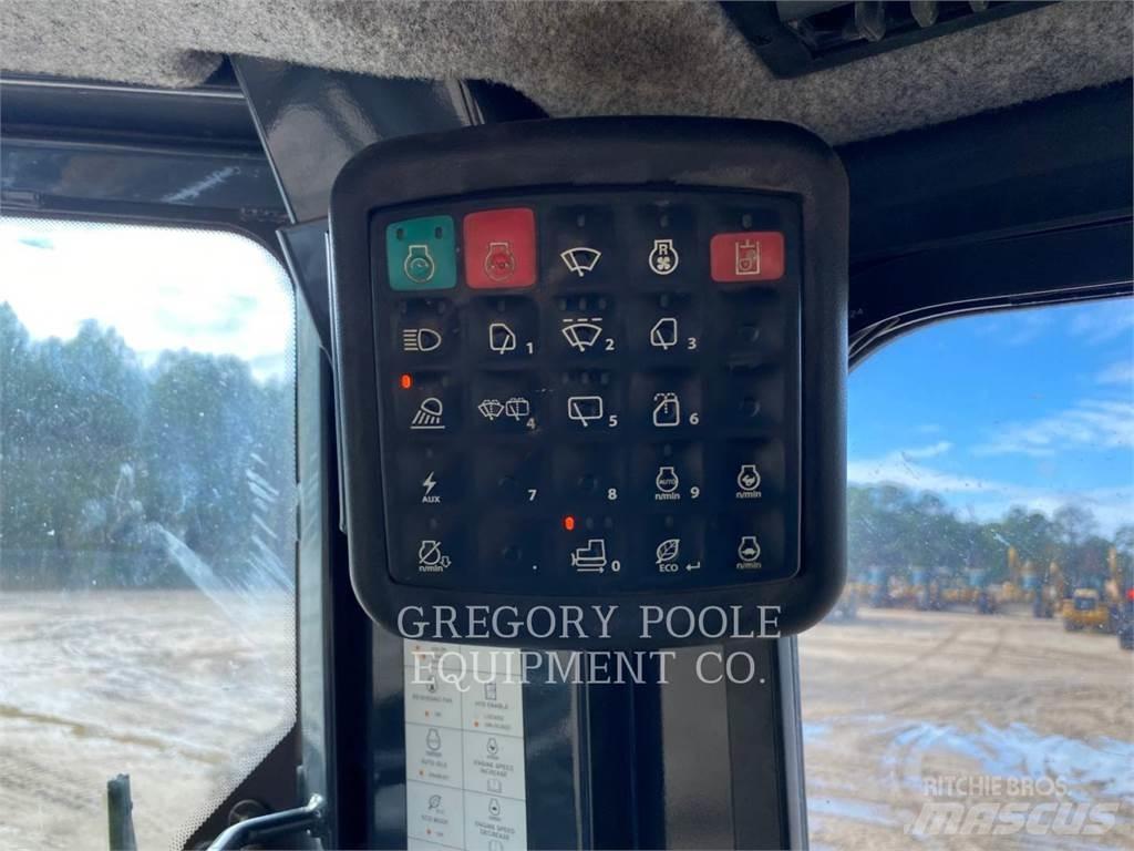 John Deere & CO. 650KLGP Pásové dozéry