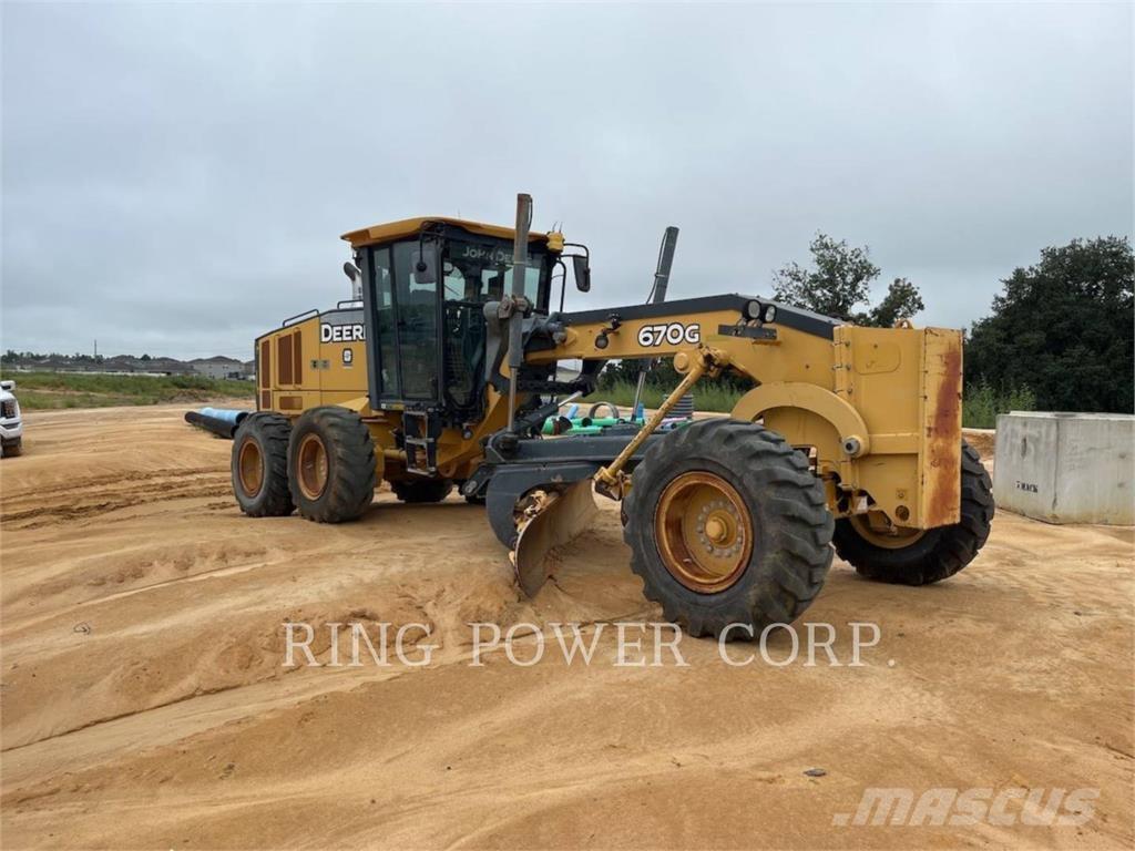 John Deere & CO. 670G Grejdery