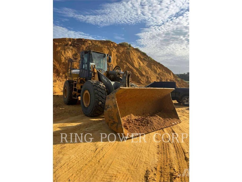 John Deere & CO. 744K Kolesové nakladače