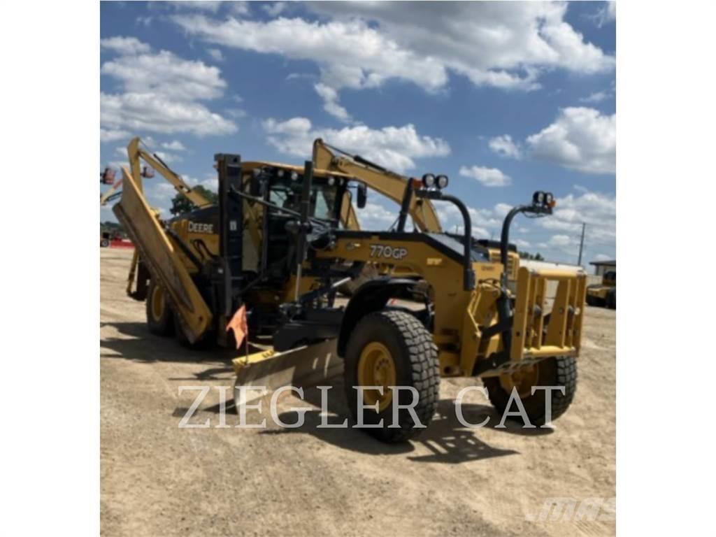 John Deere & CO. 770 GP Grejdery