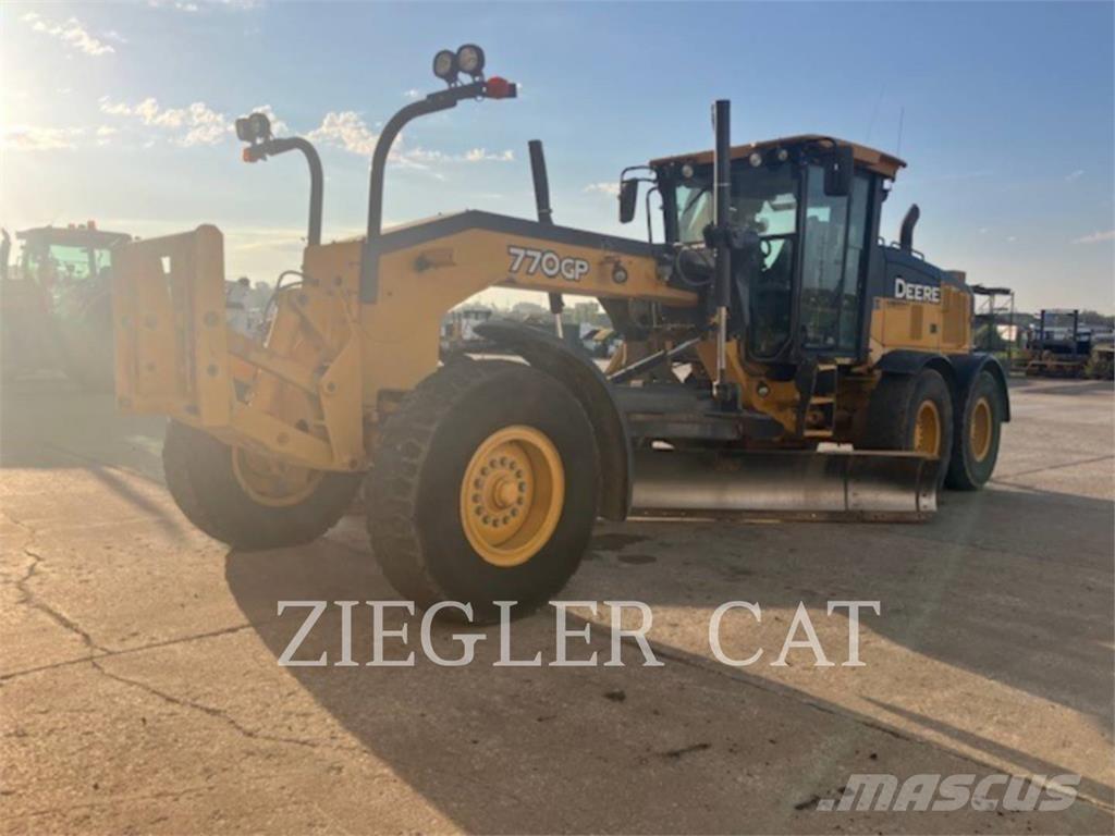 John Deere & CO. 770GP Grejdery