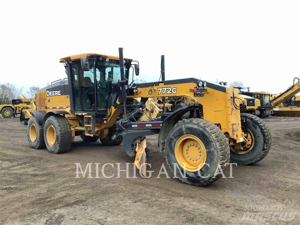 John Deere & CO. 772G Grejdery