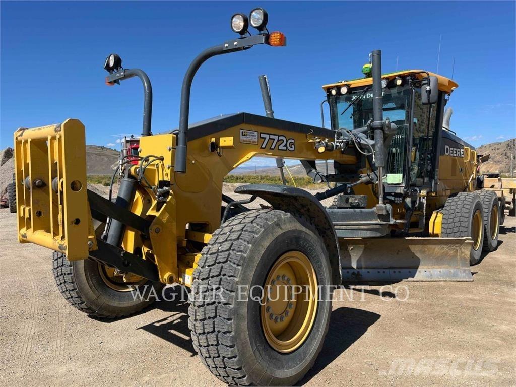 John Deere & CO. 772G AWD Grejdery