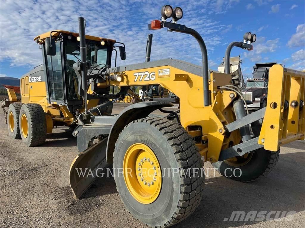 John Deere & CO. 772G AWD Grejdery