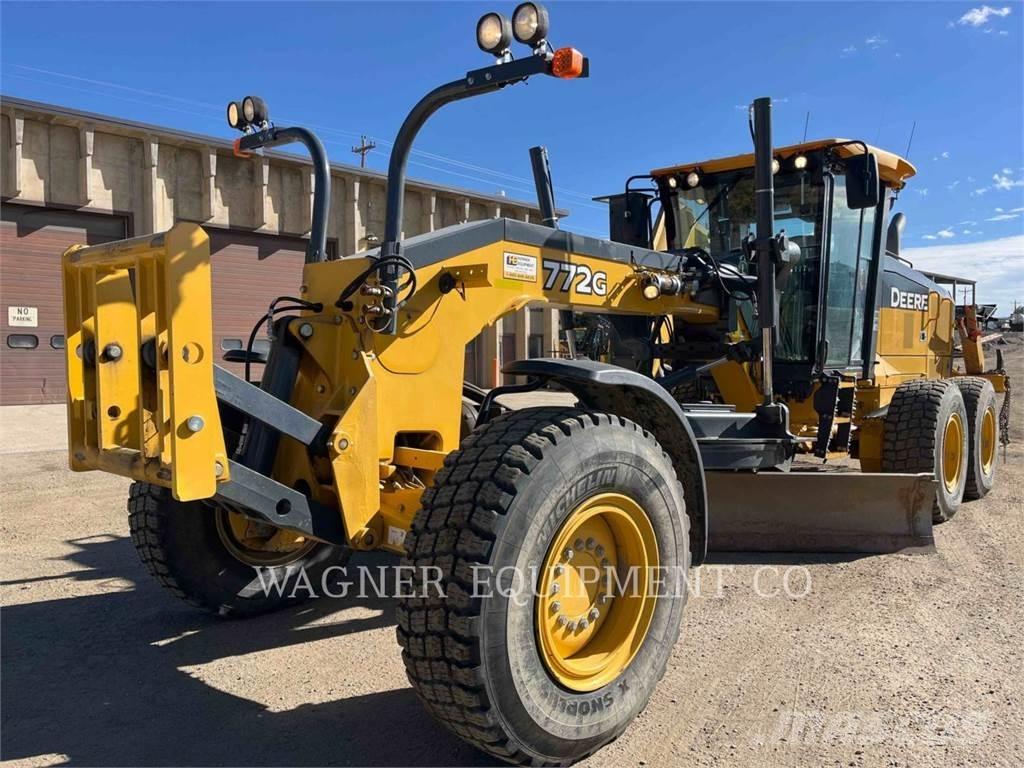 John Deere & CO. 772G AWD Grejdery