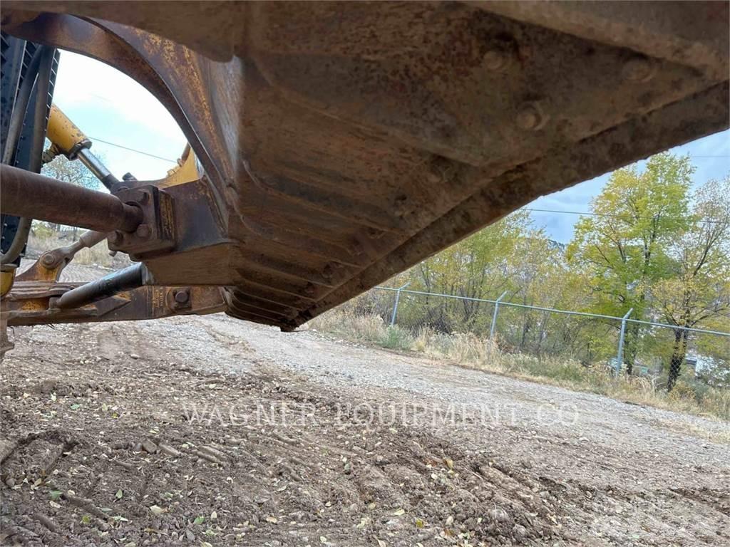 John Deere & CO. 850C Pásové dozéry