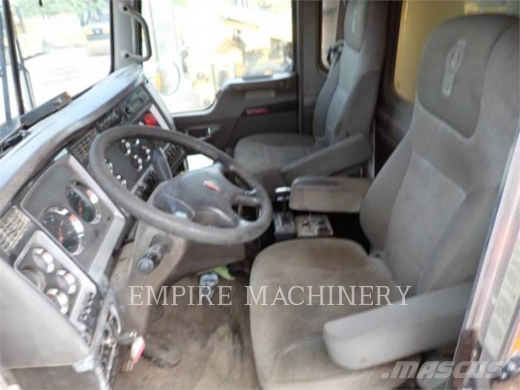 Kenworth (OBSOLETE) T800 Cisternové nákladné vozidlá