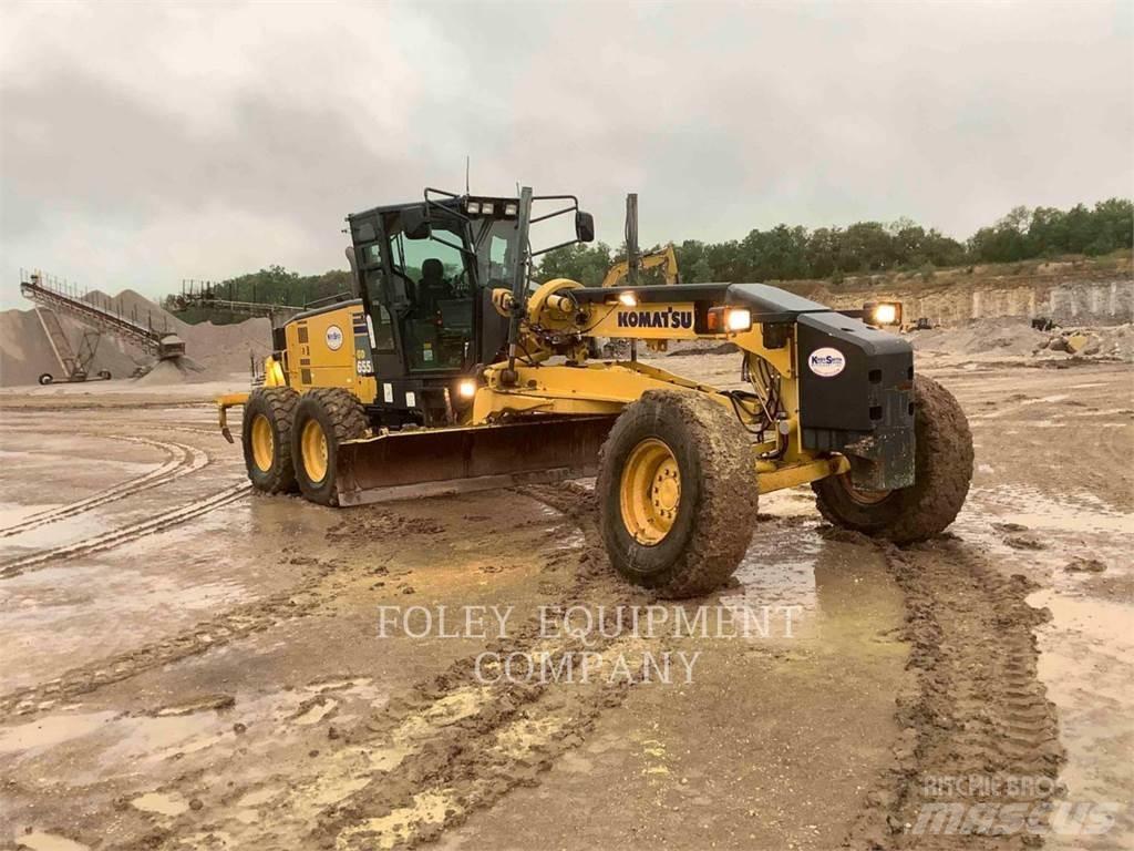 Komatsu GD655 Grejdery