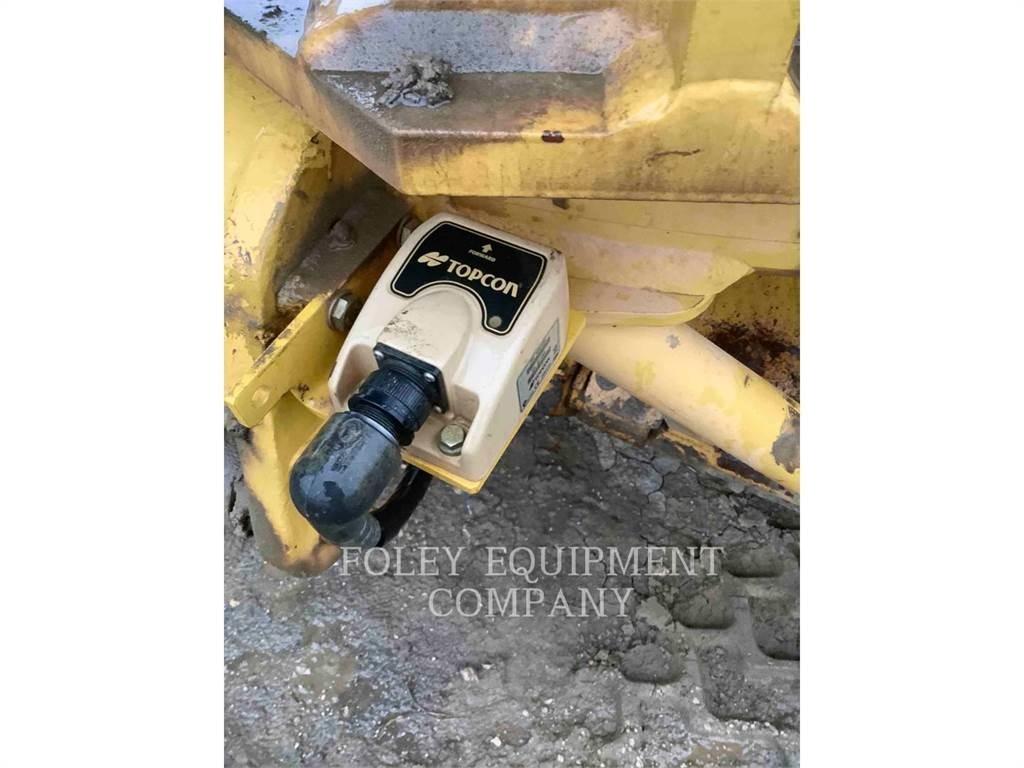 Komatsu GD655 Grejdery