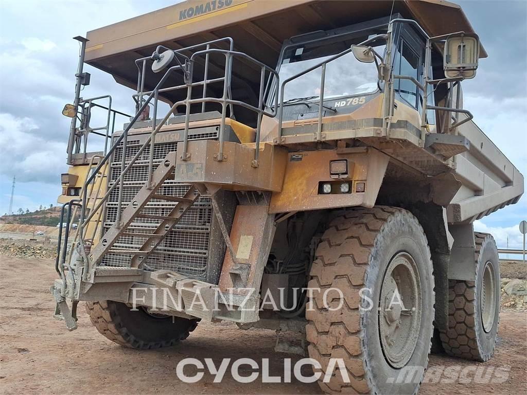 Komatsu HD785-7 Kĺbové nákladné autá