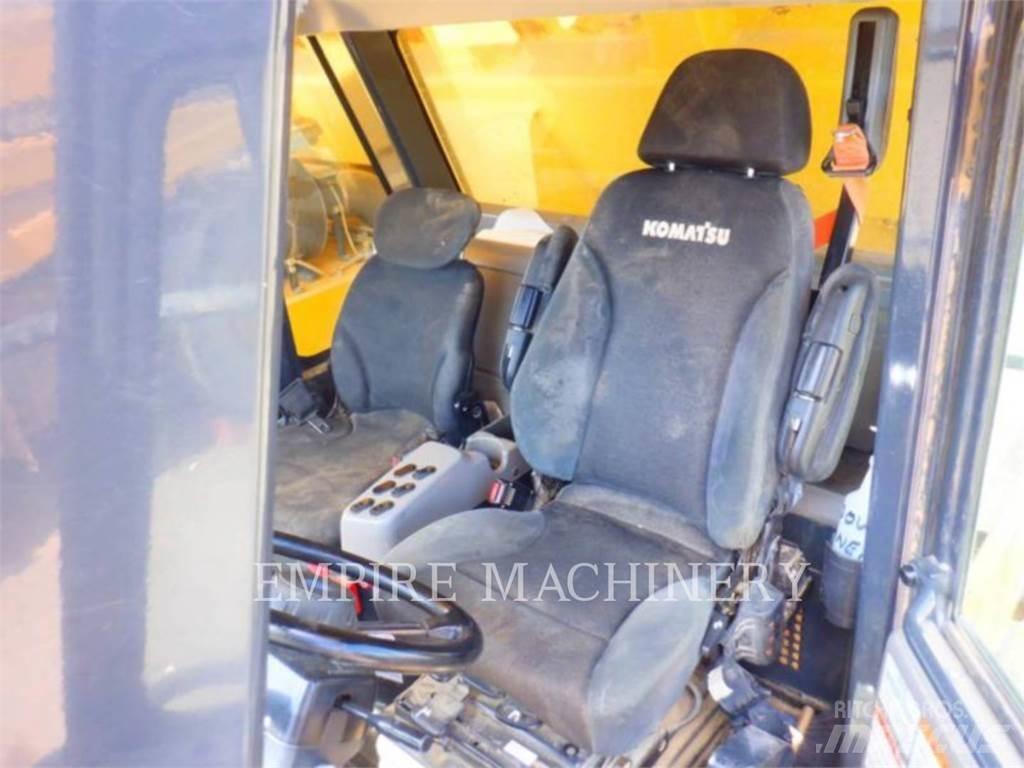Komatsu HD785-8 Kĺbové nákladné autá