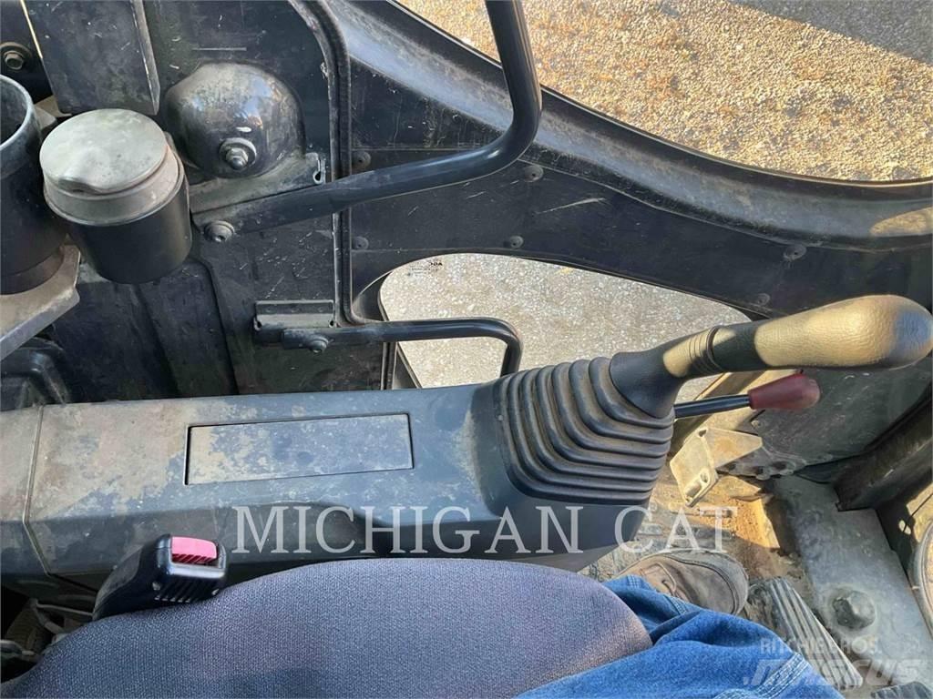 Komatsu PC128US Pásové rýpadlá