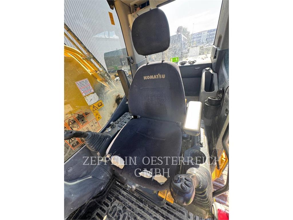 Komatsu PC450LC-8 Pásové rýpadlá