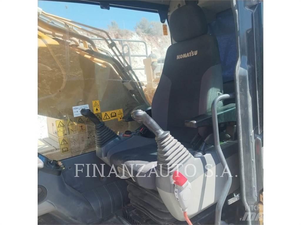 Komatsu PC490 Pásové rýpadlá