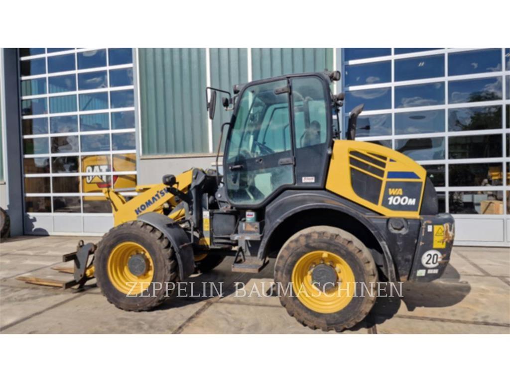 Komatsu WA100M-7 Kolesové nakladače