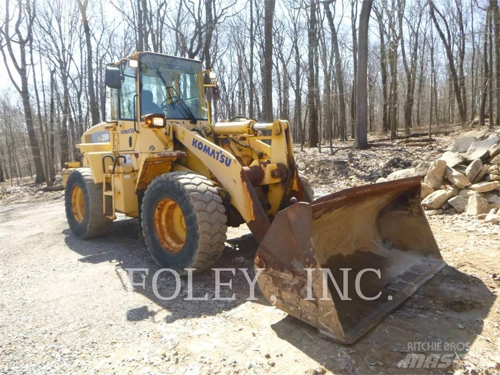 Komatsu WA250-5 Kolesové nakladače