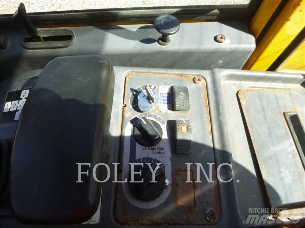 Komatsu WA250-5 Kolesové nakladače