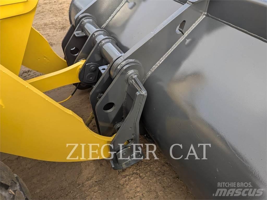 Komatsu WA250-5L Kolesové nakladače