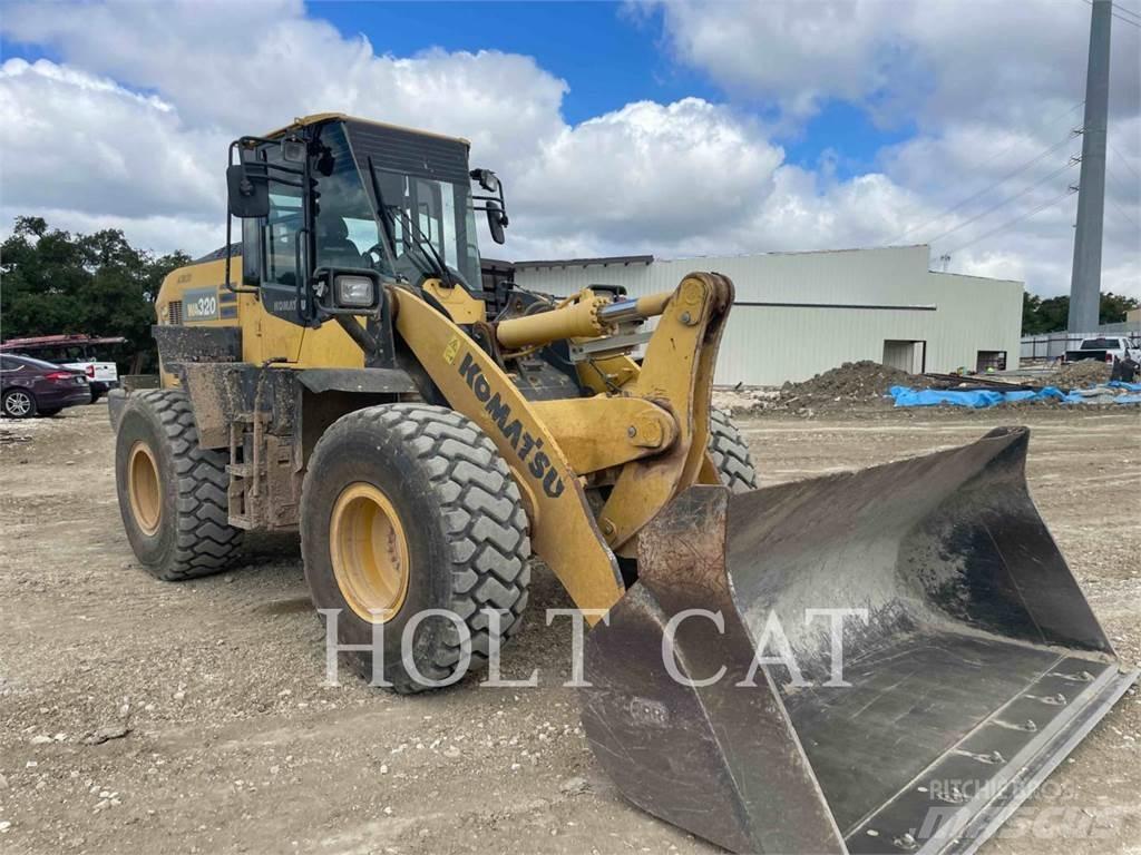 Komatsu WA320-8 Kolesové nakladače