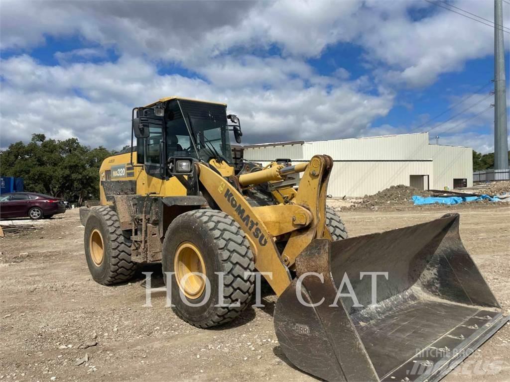 Komatsu WA320-8 Kolesové nakladače