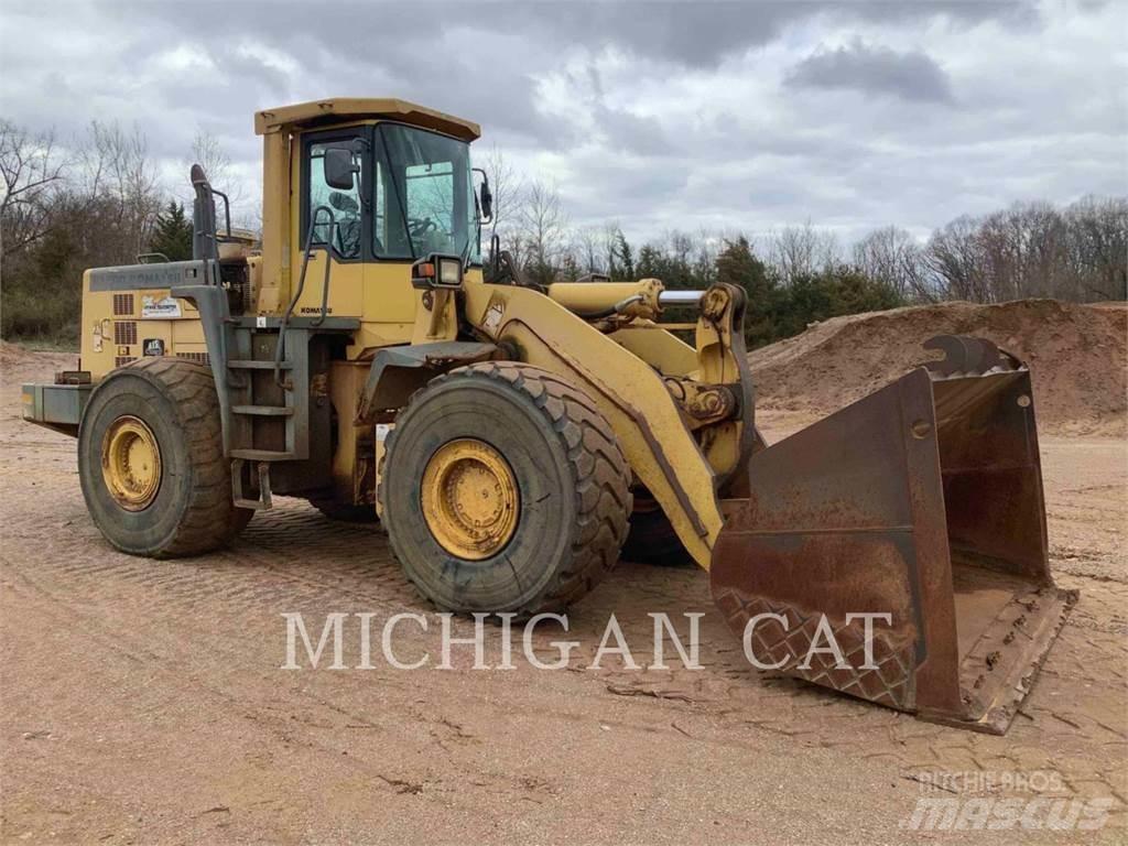 Komatsu WA500 Kolesové nakladače