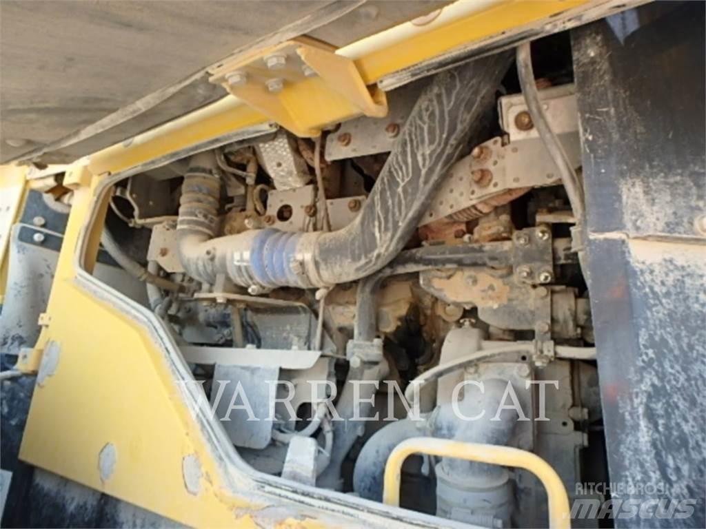 Komatsu WA500-7 Kolesové nakladače