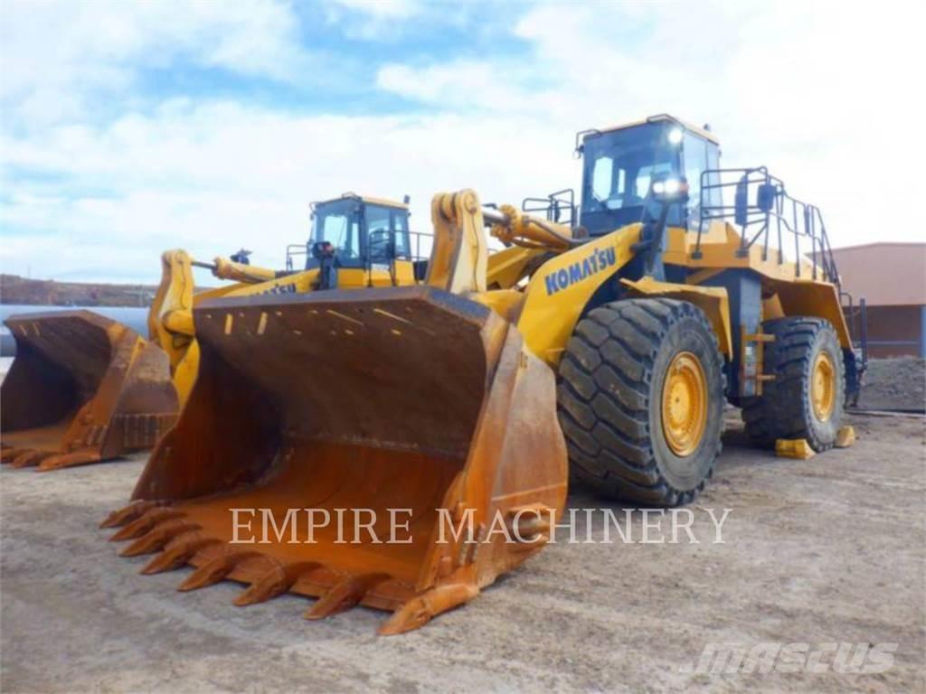 Komatsu WA600-8 Kolesové nakladače